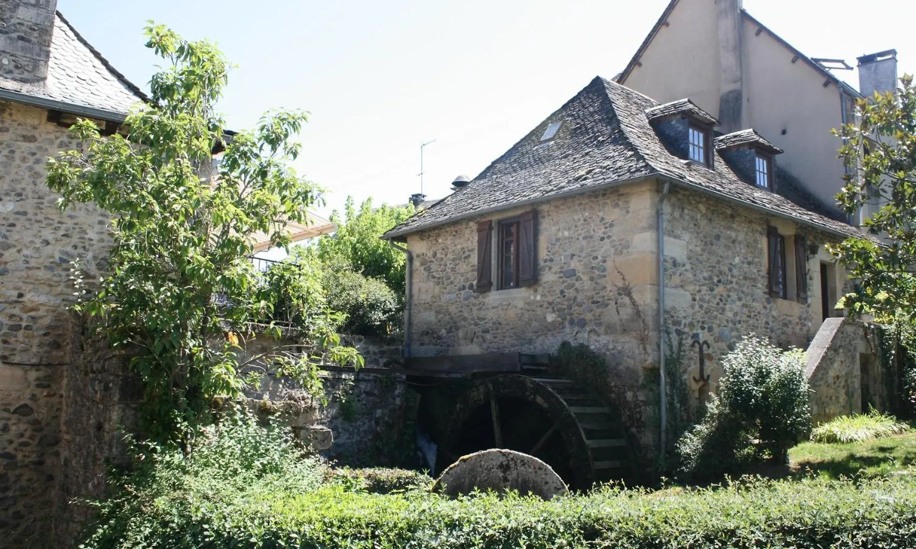 Jolie Maison Deux Chambres Et Canape-Lit #Au Coeur Du Village# Sainte-Eulalie-d'Olt Holiday home