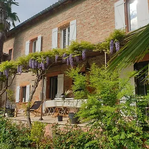 Séjour chez l'habitant De Charme Dans Propriété Du 18ème, Roquettes